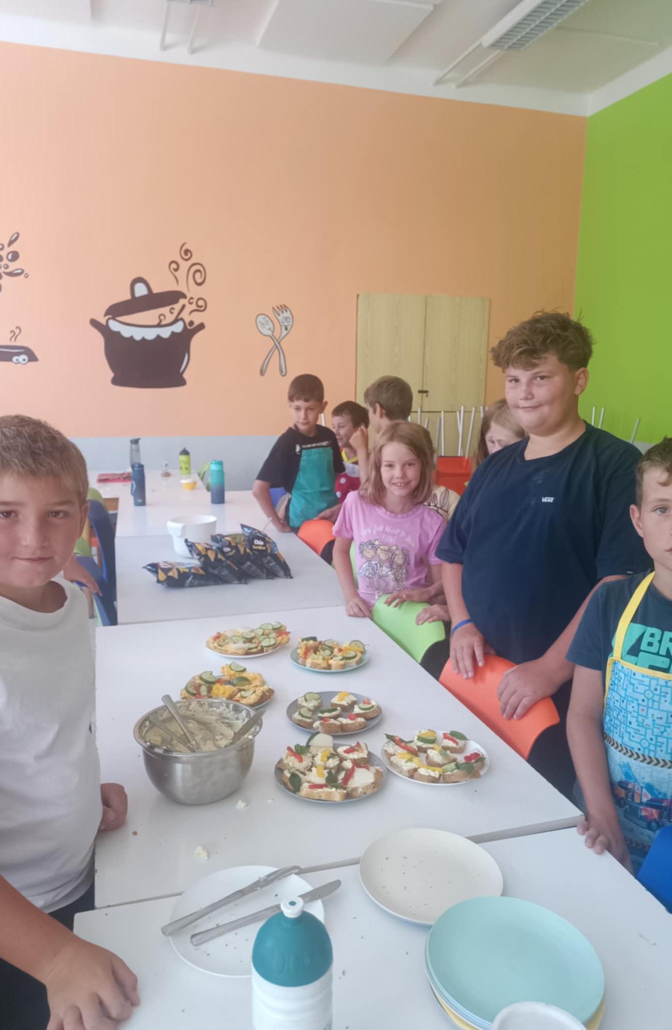 Týden plný zábavy II - úterý - 39