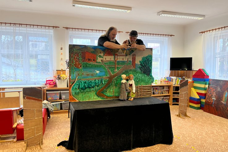 DIVADELNÍ PŘEDSTAVENÍ "STRACH MÁ VELKÉ OČI"