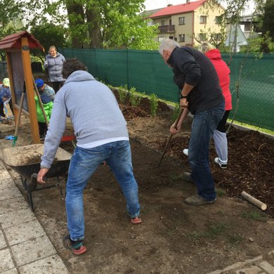 Přírodní úprava zahrady Mateřské školy Korálek v Libchavách